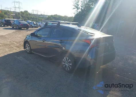 2022 Toyota Prius Le Awd-E z USA, uszkodzony, nr VIN JTDL9MFU2N3034161